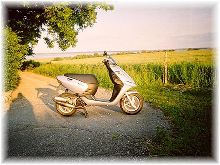 Aprilia Sonic AC - På vej til stranden. billede 3