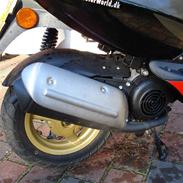 Aprilia sonic ac solgt 