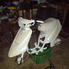 Yamaha jog as perlemor. solgt