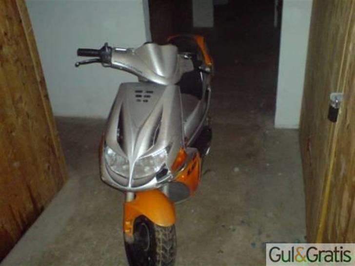 Derbi Predator billede 2