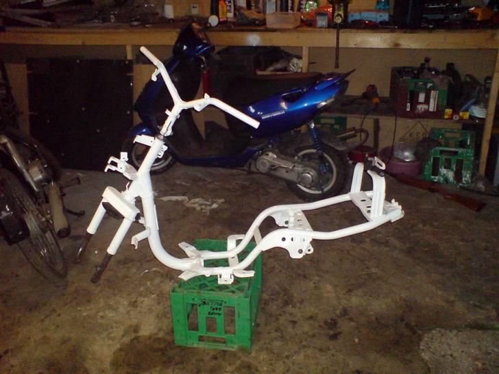 Yamaha jog as perlemor. solgt - nymalet billede 7