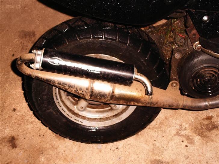 Aprilia Rally - (Angelica) Byttet - Std bagfælge og Tecnigas udstødning billede 12