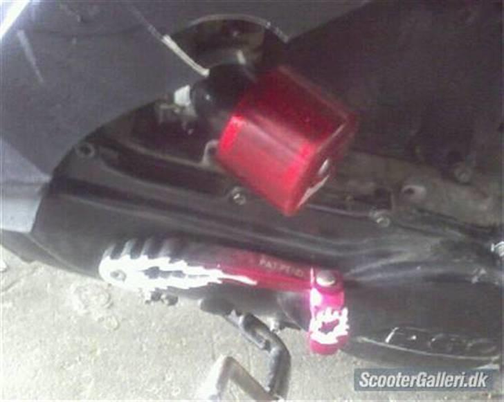 PGO Hot 50 solgt billede 20