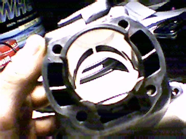 Aprilia Sonic LC Team Speed 2 - Læg mærke til den brede udstødningsport . OBS ! findes ikke mange af i DK ! Højst 1 eller 2 andre billede 13