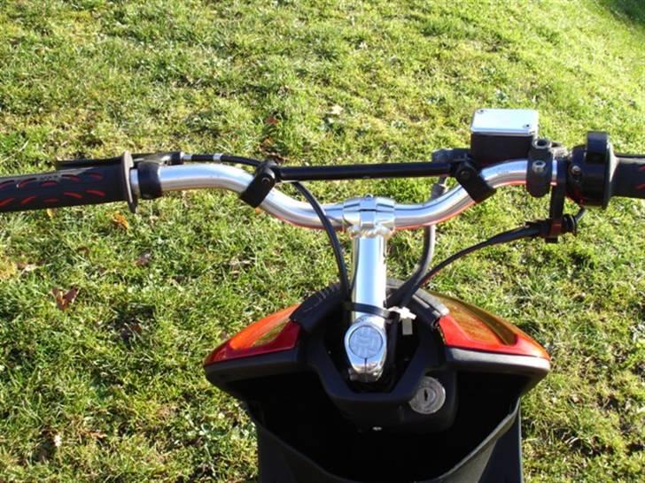 Yamaha Jog SOLGT billede 8