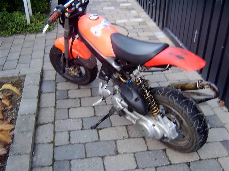 Suzuki Street Magic SOLGT! - Som den så ud inden projektet , blir forhåbentlig kønere . billede 3