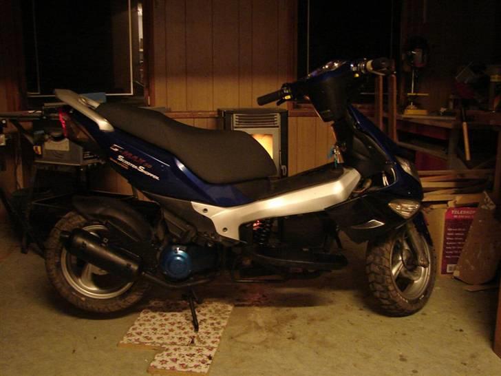 PGO G-max - Black and Blue billede 7