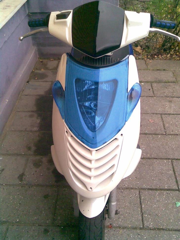 Aprilia sonic. SOLGT - er den ik bare smuuk:P billede 1