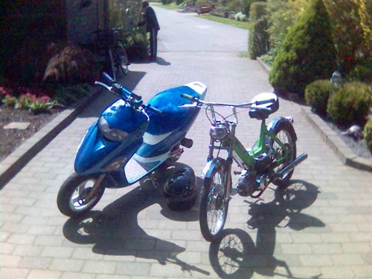 Puch Maxi K - sammen med Honda´en dog med gammelt styr :) billede 2