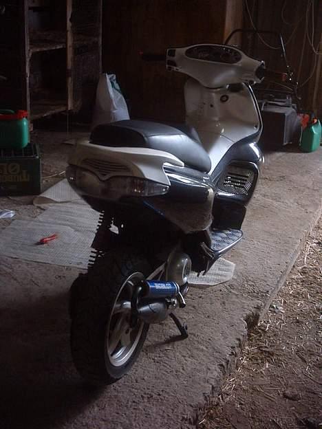 Gilera Runner AC *Renovering* - Rear View.. Den er bare smuk :) billede 3