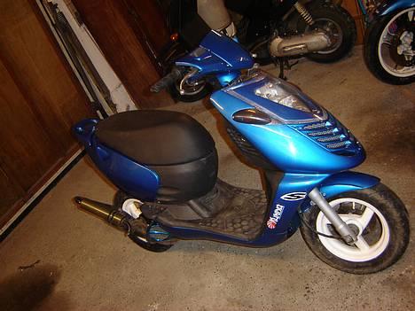 Aprilia sonic Evo Solgt - så blev jeg færdig med og samle billede 2