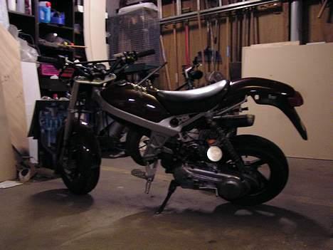 Suzuki street magic "Solgt" - Den ene side billede 2