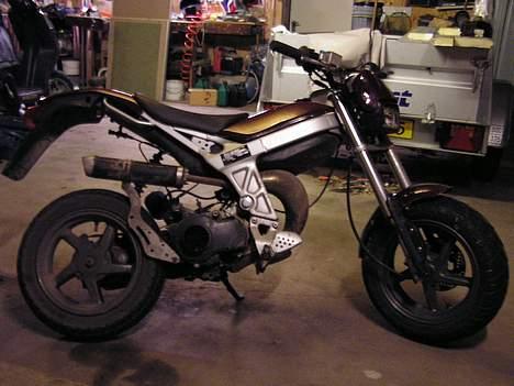 Suzuki street magic "Solgt" - Og så den anden side billede 3