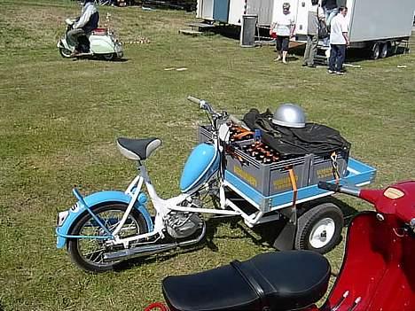 Veteraner BFC - monark 3 hjulet tansport mopet har en magen til  ( model foto tak til ejerne )  billede 5
