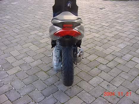 Yamaha Jog R [Hebo AC](Solgt) - Bagfra billede 6