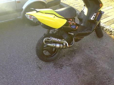 Peugeot Speedfight 2 SOLGT - På min p-plads billede 5