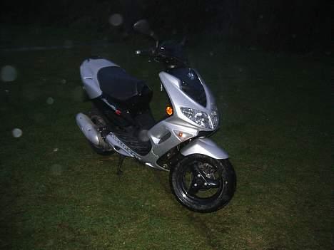 Peugeot Speedfight 2 billede 1