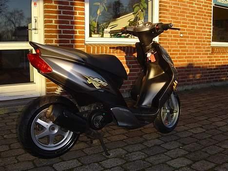 Yamaha Jog R  ¤ Før Projekt ¤ - Gammel billede fra da jeg fik den. billede 3