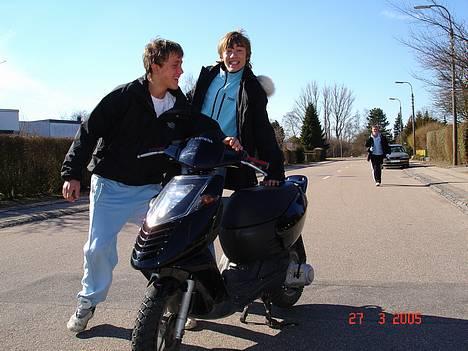 Aprilia Sonic - Projekt - Jaaaaaaaaaaah ! Coooool ik ? =) billede 1