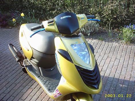 Aprilia Sonic solgt.... billede 1