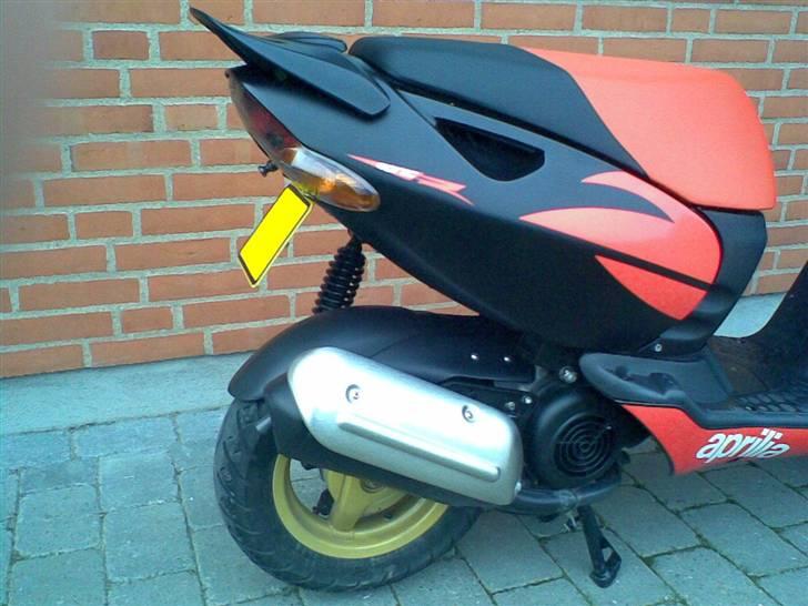 Aprilia Sonic Diablo Black  SOLGT billede 5