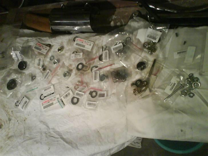 Yamaha 4 gear The Incoming Light - her ligger der for 1200 små reservedele nogle af dem er orginale men ikke alle billede 9