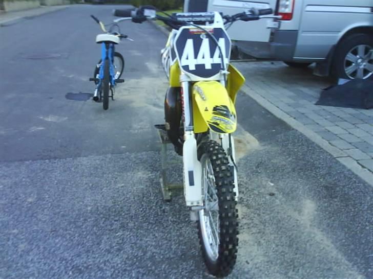 Suzuki Rm 85 Høj  (SOLGT) billede 4