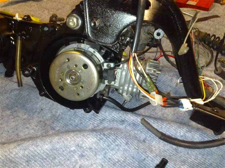 Yamaha Jog fs | Før - Ny tændning og nyt cyllinder billede 14