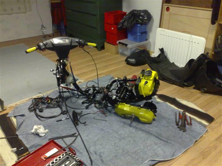 Yamaha Jog fs | Før - som den står i dag 13-11-2007 billede 15