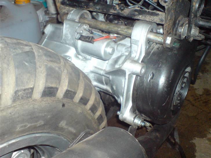 Aprilia Rally (Solgt) - Hele motoren har været slebet ned og malet. billede 6