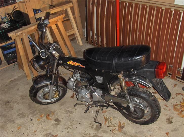 Skyteam Dax - solgt billede 3