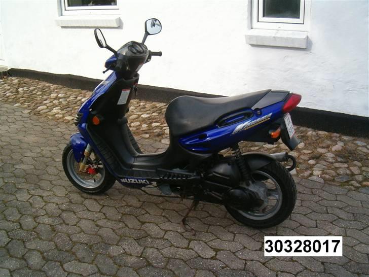 Suzuki Katana AY 50 billede 5