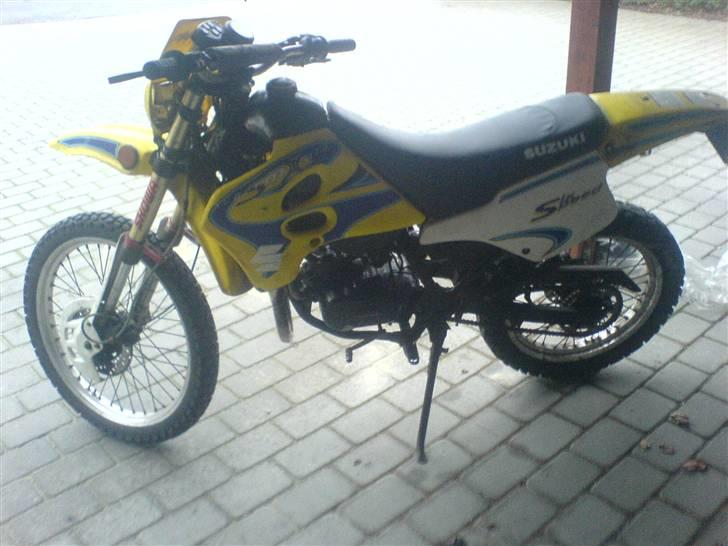 Suzuki Rmx/Smx lc dd BYTTET! - sådan ser den så ud nu:D billede 1