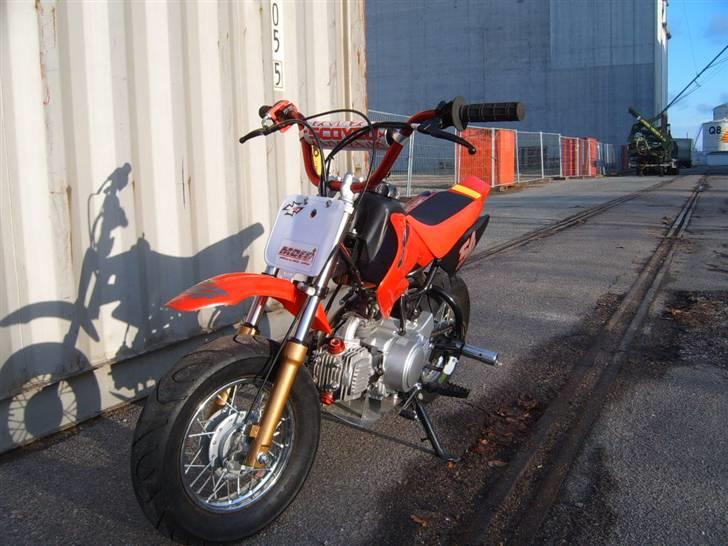 Moff crf 70 cc kopi " SOLGT" - moff pitbike street freestyle crf kopi 70cc billede 2