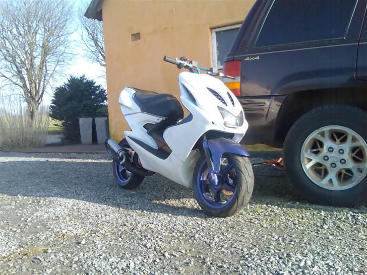 Yamaha aerox billede 1