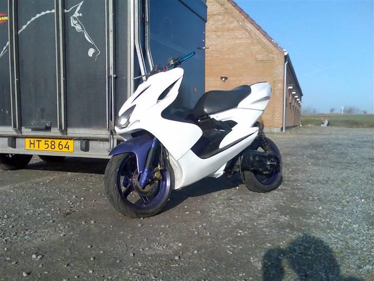 Yamaha aerox billede 3