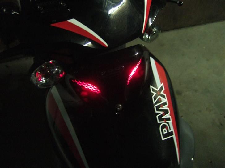PGO Pmx sport  - > SOLGT < - - Dioder og gitter :)  billede 2