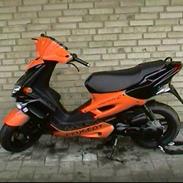 Peugeot Speedfight2