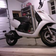 Aprilia Sonic $ Bliver renoveret