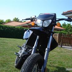 Derbi          Senda SM X-treme