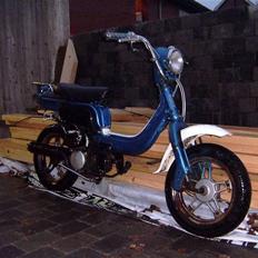 Suzuki FZ 50 vintergrisen SOLGT