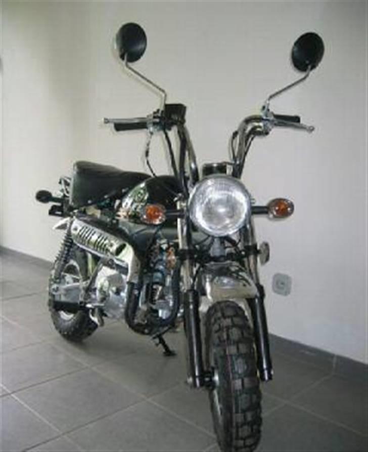 Skyteam Monkey billede 3