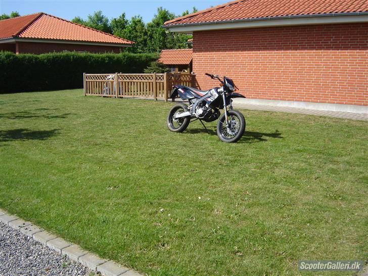 Derbi          Senda SM X-treme billede 2