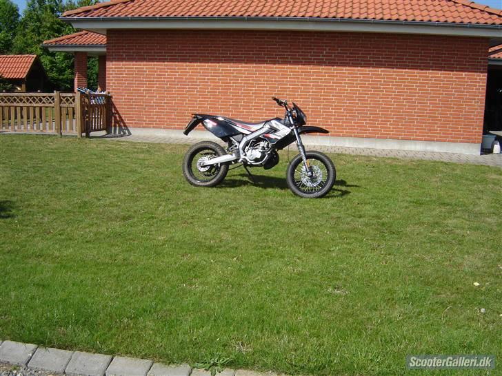 Derbi          Senda SM X-treme billede 5