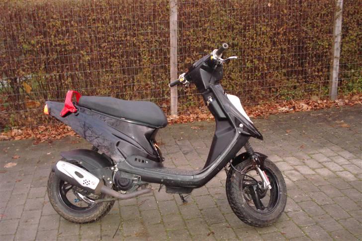 PGO Hot 50 solgt  billede 16