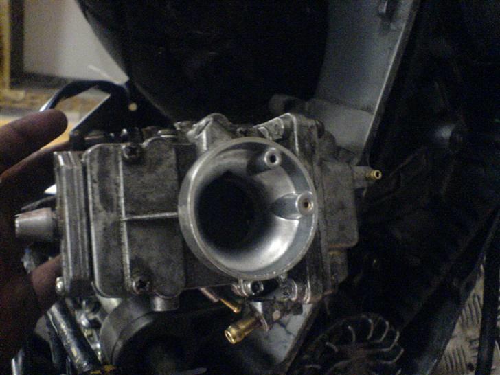 PGO Hot'rox. - Mikuni TM24 , Aaaalt for Grum lyd:b billede 14