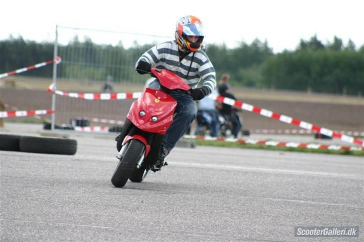 PGO Hot 50 - Ferrari Edition billede 1