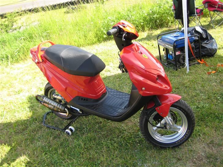 PGO Hot 50 - Ferrari Edition billede 2