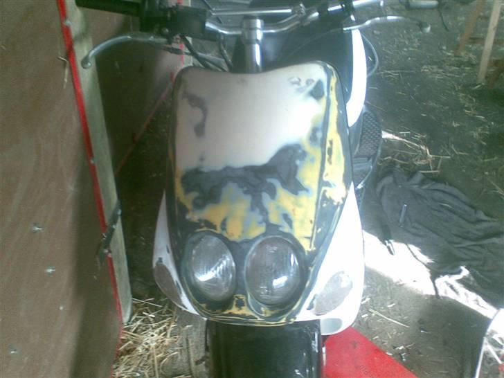 Yamaha neos nr 1 byttet - fronten der er spartlet igen (: billede 5