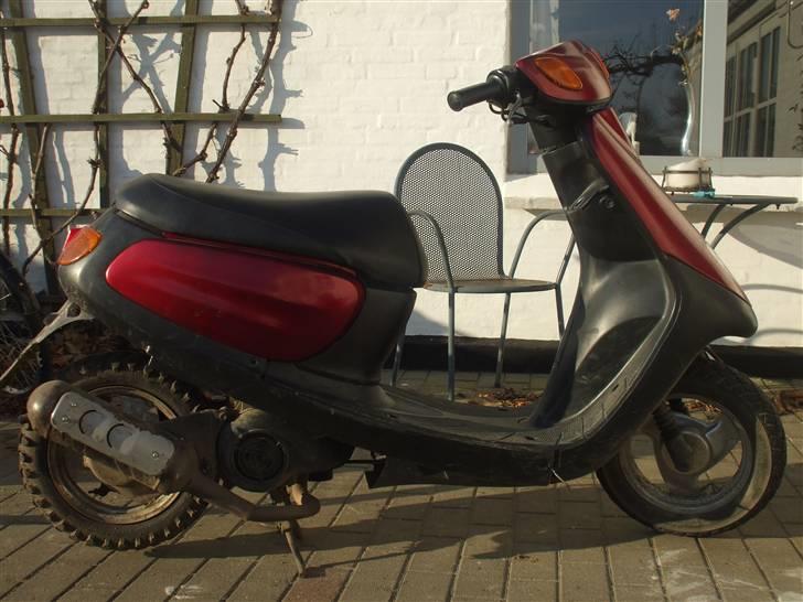 Yamaha jog space solgt:) billede 7